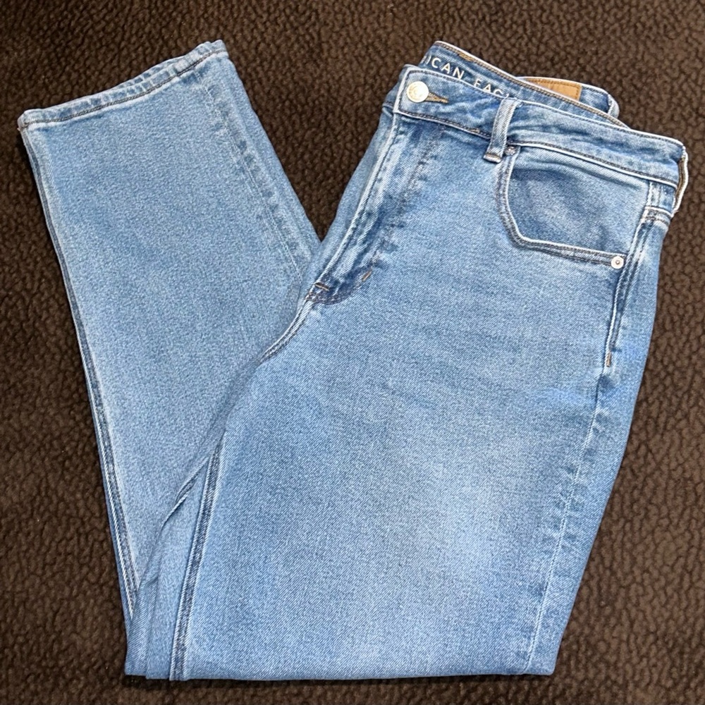 American Eagle Light Blue Mom Jeans